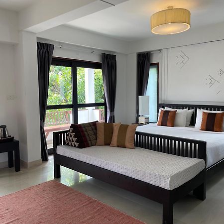 Yindee Stylish Guesthouse Τσιάνγκ Μάι Εξωτερικό φωτογραφία