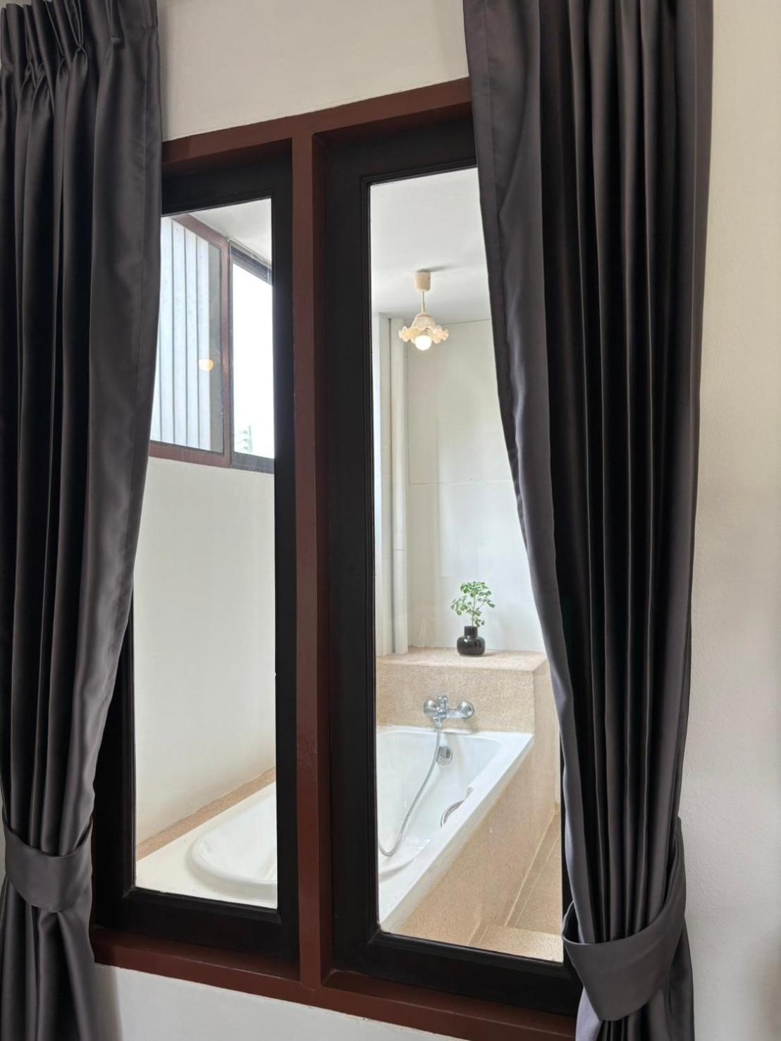 Yindee Stylish Guesthouse Τσιάνγκ Μάι Εξωτερικό φωτογραφία
