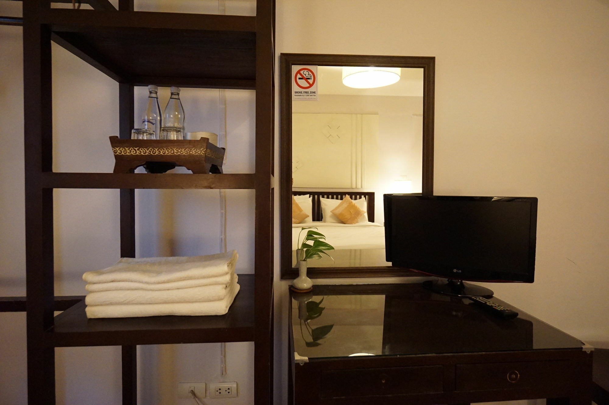 Yindee Stylish Guesthouse Τσιάνγκ Μάι Εξωτερικό φωτογραφία